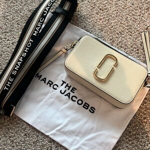 Marc Jacobs snapshot crossbody